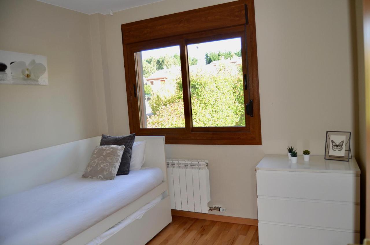 Villa Precioso adosado en Urbanización con campo de golf Mino Exterior foto