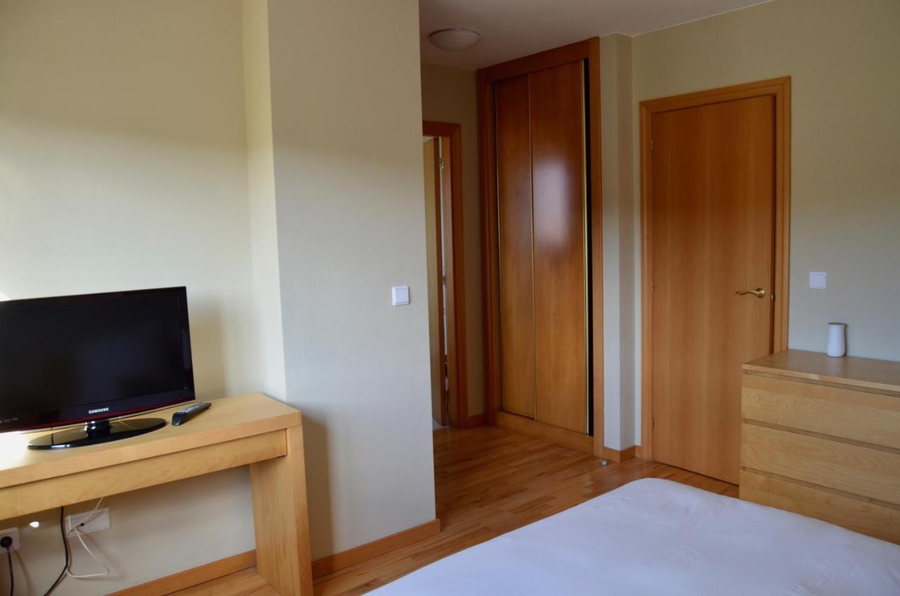 Villa Precioso adosado en Urbanización con campo de golf Mino Exterior foto