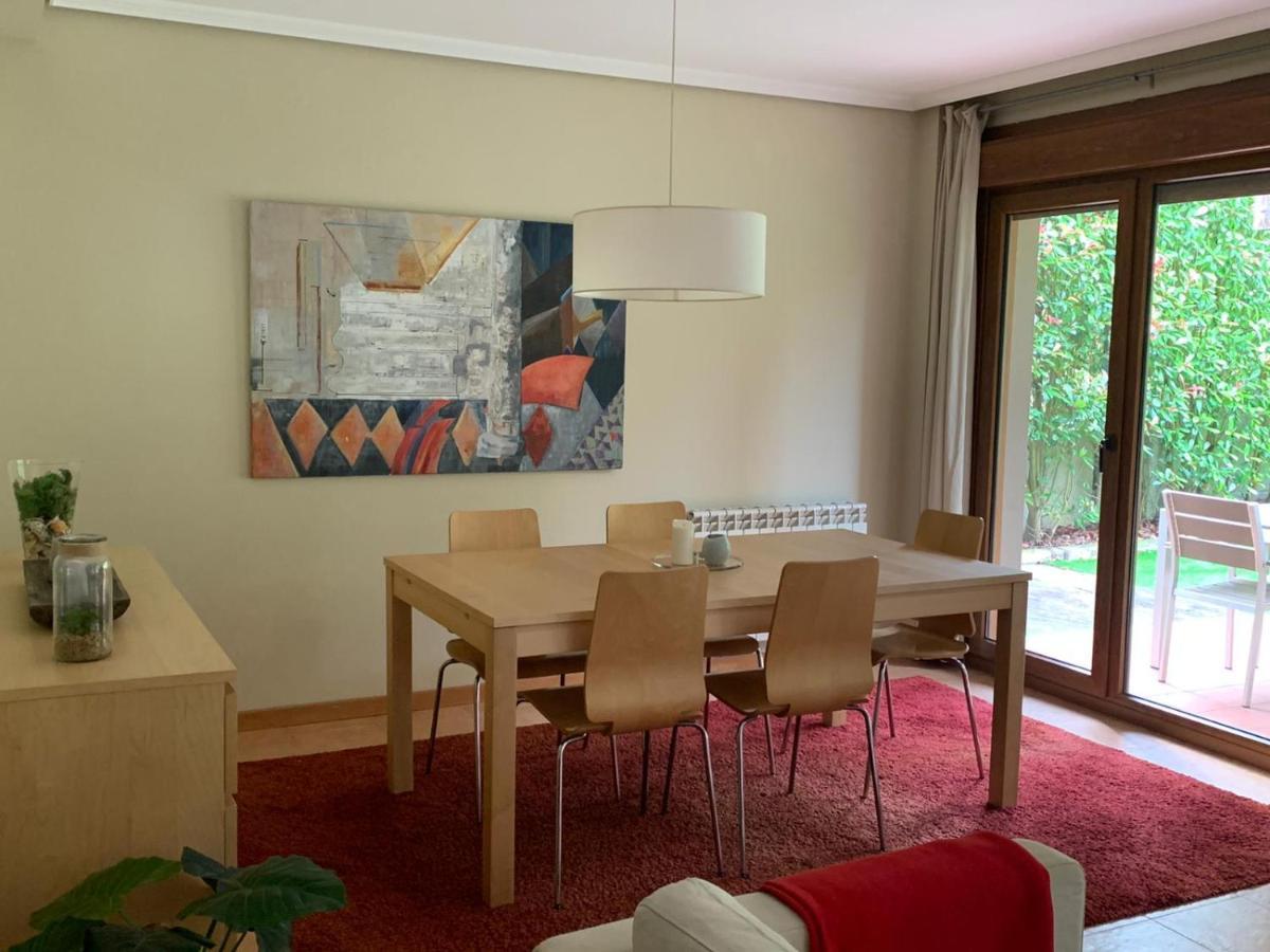 Villa Precioso adosado en Urbanización con campo de golf Mino Exterior foto